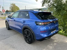 VW T-Roc R-Line eTSI DSG in Celestial Blue