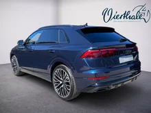 Audi Q8 e-hybrid quattro 360 kW in Waitomoblau Metallic