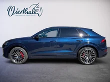 Audi Q8 e-hybrid quattro 360 kW in Waitomoblau Metallic