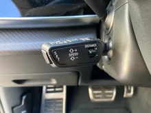 Audi Q8 e-hybrid quattro 360 kW in Waitomoblau Metallic
