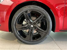 SEAT Leon SP Kombi FR Edition 1.5 TSI 115 PS in Desire-Red Metallic