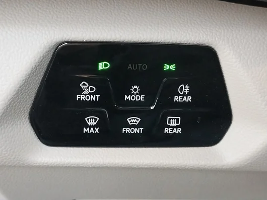 Bild eines VW Multivan Business ÜH TDI