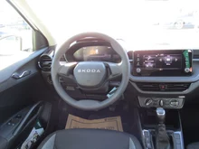Škoda Fabia Essence in Alaska-Weiß