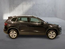 Škoda Karoq Selection TSI DSG ACT in Black-Magic Perleffekt