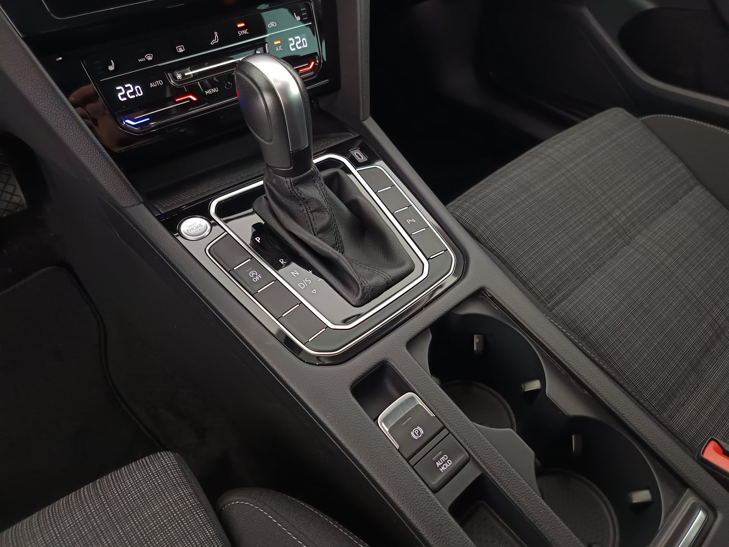 VW Passat Variant Business TDI DSG | Bild 26 von 32