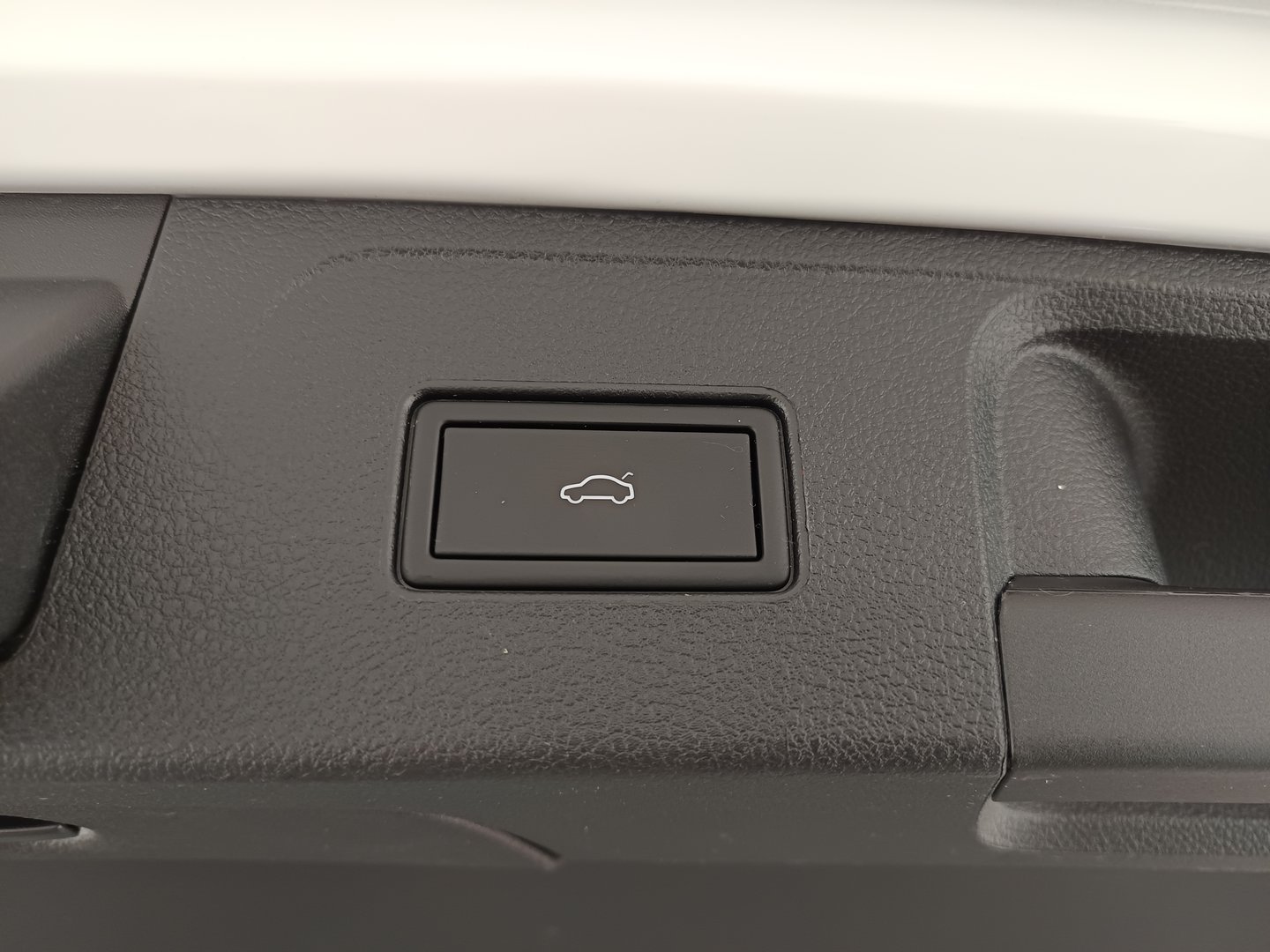 VW Passat Variant Business TDI DSG | Bild 29 von 32