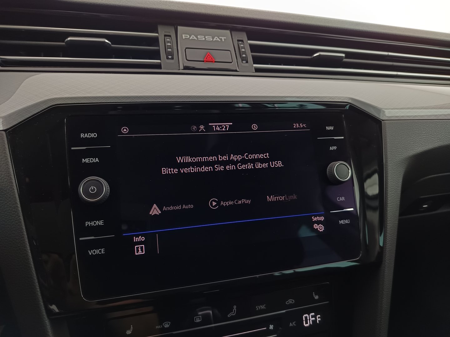 VW Passat Variant Business TDI DSG | Bild 21 von 32