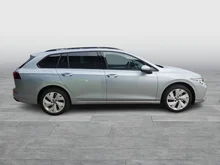 VW Golf Variant Business mHeV DSG in Oyster Silver Metallic