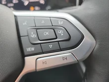 VW Golf Variant Business mHeV DSG in Oyster Silver Metallic