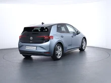 VW ID.3 Pro Performance 150 kW Family in Stonewashed Blue Metallic Dach Schwarz