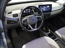 VW ID.3 Pro Performance 150 kW Family in Stonewashed Blue Metallic Dach Schwarz