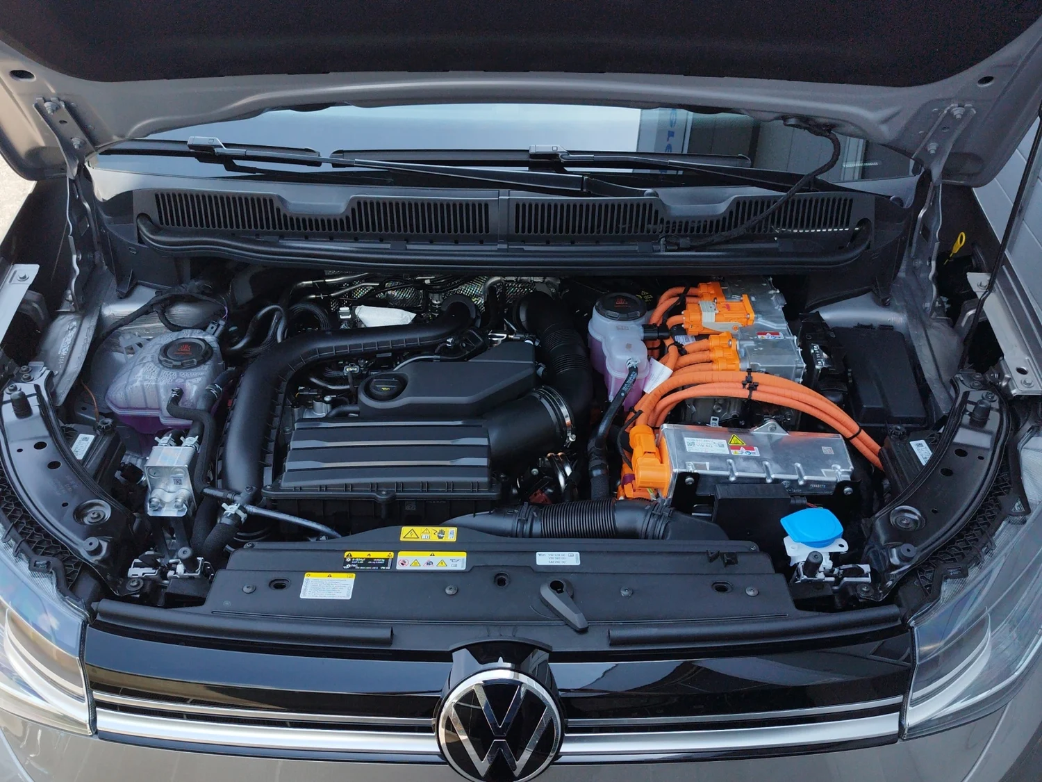 Bild eines VW Caddy Edition eHybrid 110 kW