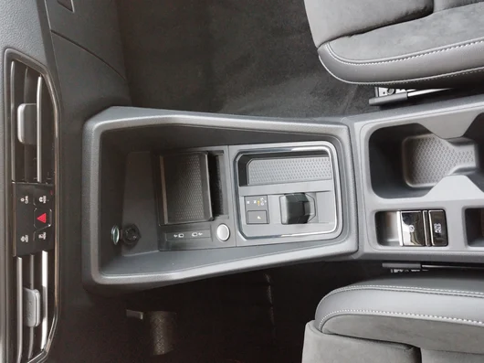 Bild eines VW Caddy Edition eHybrid 110 kW