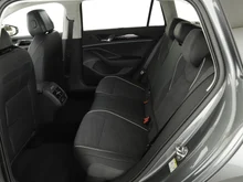 VW Passat Variant Business eHybrid 150kW in Diabasgrau Metallic