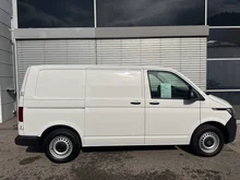 VW Kastenwagen T6.1 Kastenwagen TDI in Candy-Weiß
