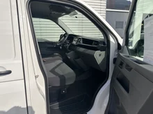 VW Kastenwagen T6.1 Kastenwagen TDI in Candy-Weiß