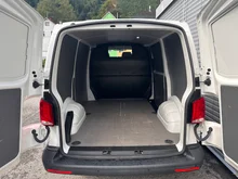 VW Kastenwagen T6.1 Kastenwagen TDI in Candy-Weiß