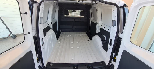 Bild eines VW Caddy Cargo Maxi TDI