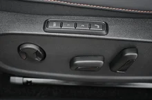 CUPRA Born PLUS 58/61 140kW/190PS in Nacht-Schwarz Metallic