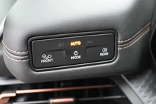 CUPRA Born PLUS 58/61 140kW/190PS in Nacht-Schwarz Metallic