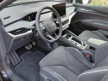 Škoda Elroq Sportline 60 in Black-Magic Perleffekt