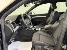 Audi Q5 40 TDI quattro intense in brillantschwarz Klar