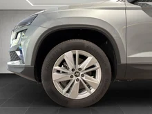 Škoda Karoq 4x4 Selection TDI DSG in Smokey Diamond-Silber Metallic