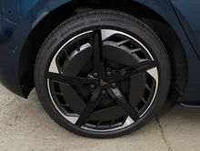 Thumbnail-Foto von Fahrzeug