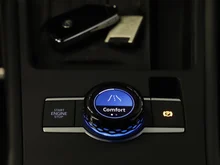 VW T-Roc R-Line eTSI DSG in Celestial Blue Dach Black Uni