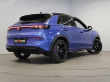 VW T-Roc R-Line eTSI DSG in Celestial Blue Dach Black Uni