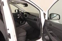 VW Caddy Family TSI in Candyweiß