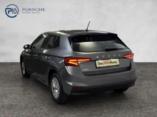 Škoda Fabia Selection TSI DSG in Graphit-Grau Metallic