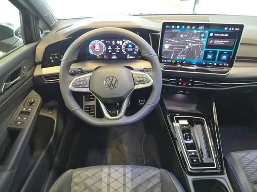Bild eines Golf Variant Sport mHeV DSG