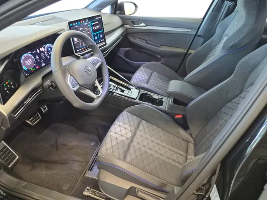 Bild eines Golf Variant Sport mHeV DSG