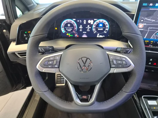 Bild eines Golf Variant Sport mHeV DSG