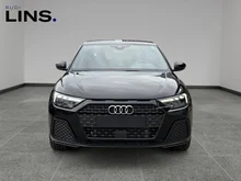 Audi A1 Sportback 30 TFSI intense in Mythosschwarz Metallic