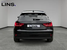 Audi A1 Sportback 30 TFSI intense in Mythosschwarz Metallic