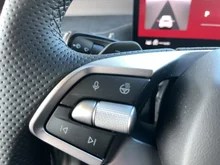 Škoda Peaq Sportline 90x in Graphit-Grau Metallic