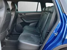 Škoda Kodiaq 4x4 SPORTLINE TDI DSG in Race-Blau Metallic