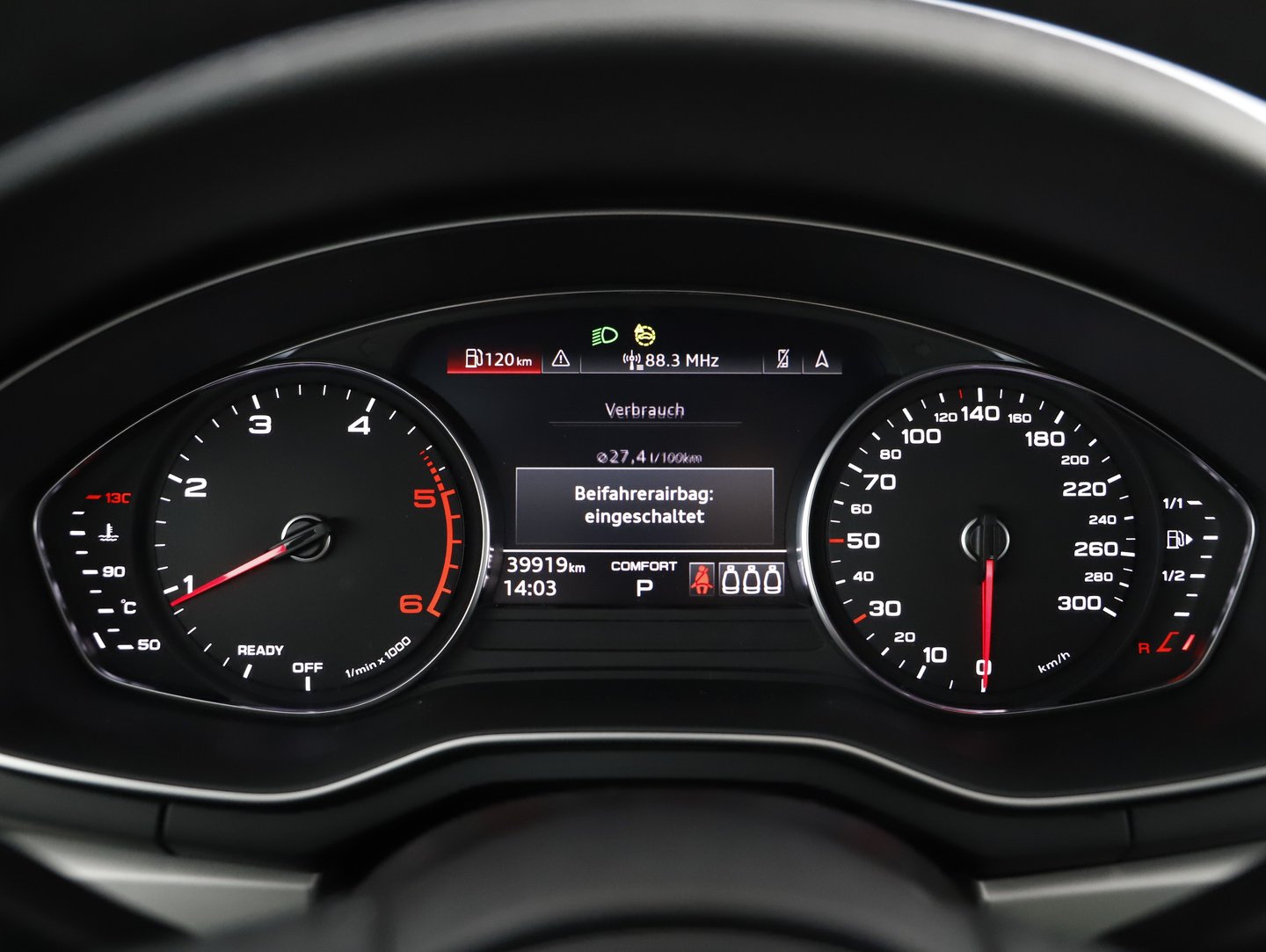 Audi A4 Avant 30 TDI | Bild 7 von 17