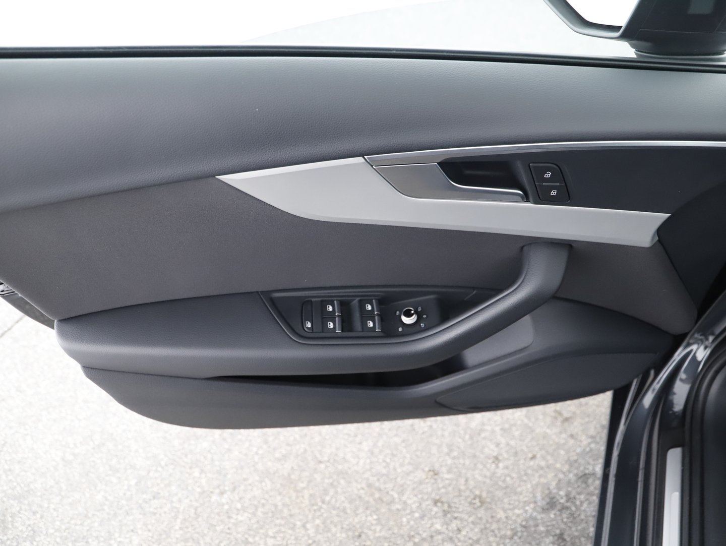 Audi A4 Avant 30 TDI | Bild 3 von 17