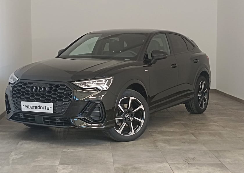 Audi Q3 Sportback 35 TDI admired