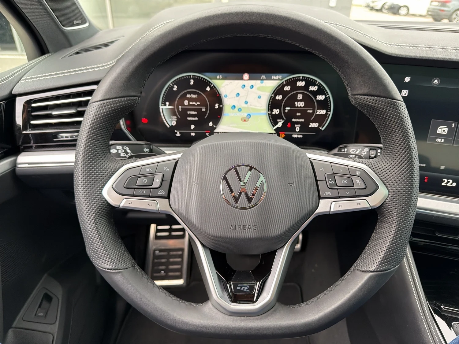 Bild eines VW Touareg R-Line TDI 4MOTION