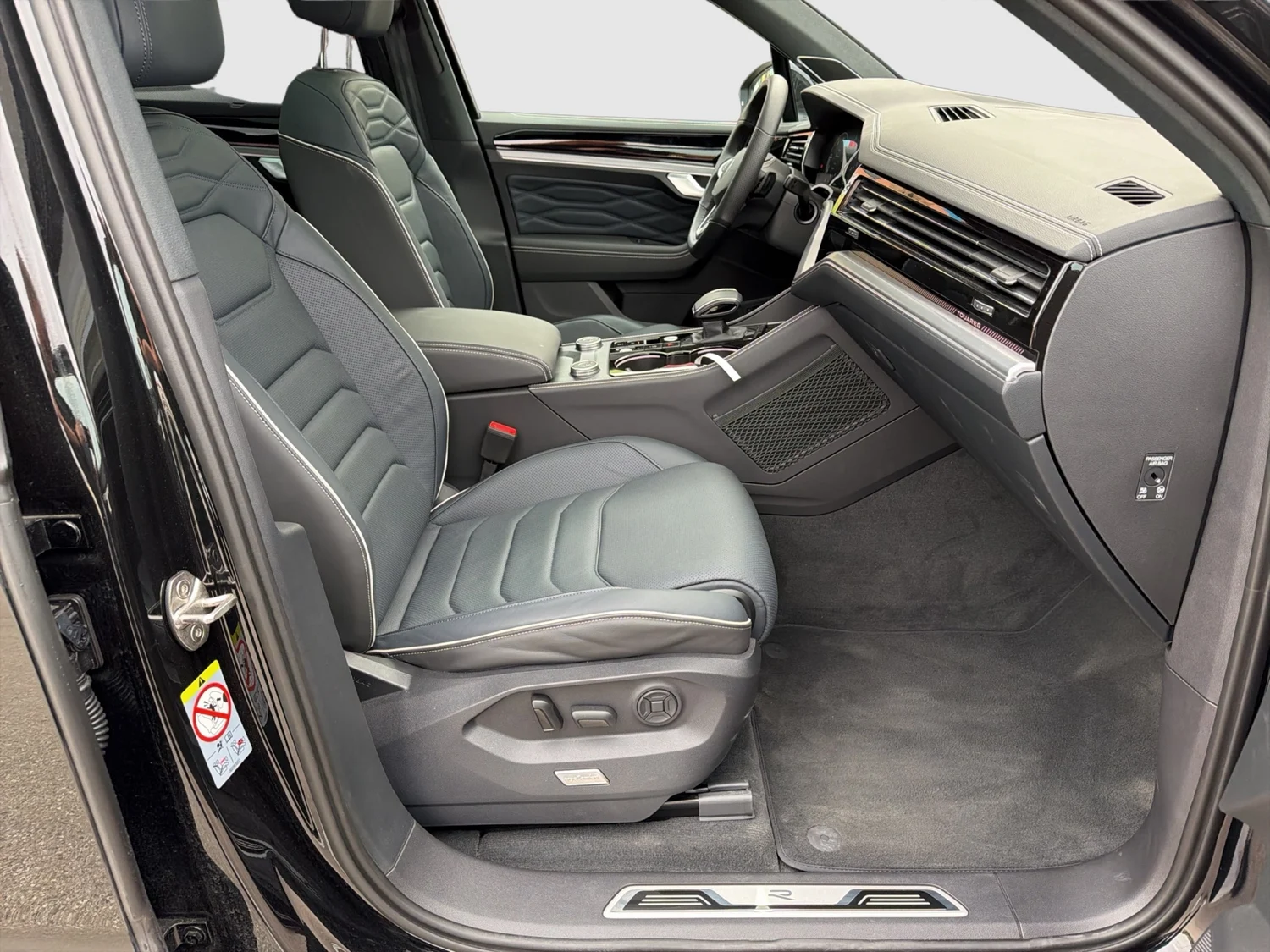 Bild eines VW Touareg R-Line TDI 4MOTION