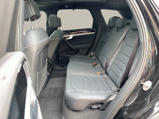 Bild eines VW Touareg R-Line TDI 4MOTION