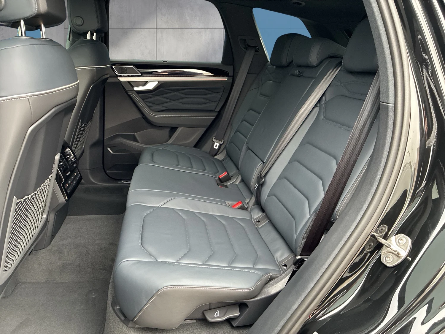 Bild eines VW Touareg R-Line TDI 4MOTION