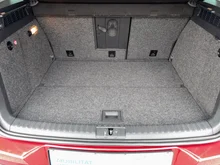 VW Tiguan Sky TSI BMT in wild cherry metallic