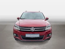 VW Tiguan Sky TSI BMT in wild cherry metallic