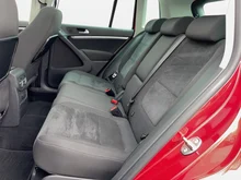 VW Tiguan Sky TSI BMT in wild cherry metallic