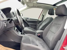 VW Tiguan Sky TSI BMT in wild cherry metallic